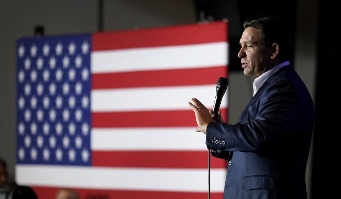 On New Year's Eve, Ron DeSantis urges crowd to defy odds and help him 'win the Iowa caucuses'