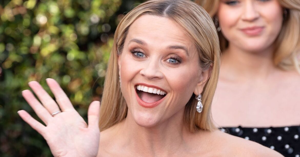 Reese Witherspoon Hits Back At Everyone Grossed Out By Snow-Eating Video