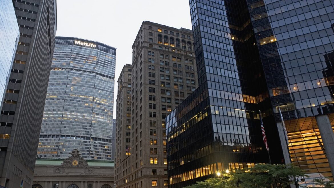 This could be the year for dividend stocks. Wall Street's favorites