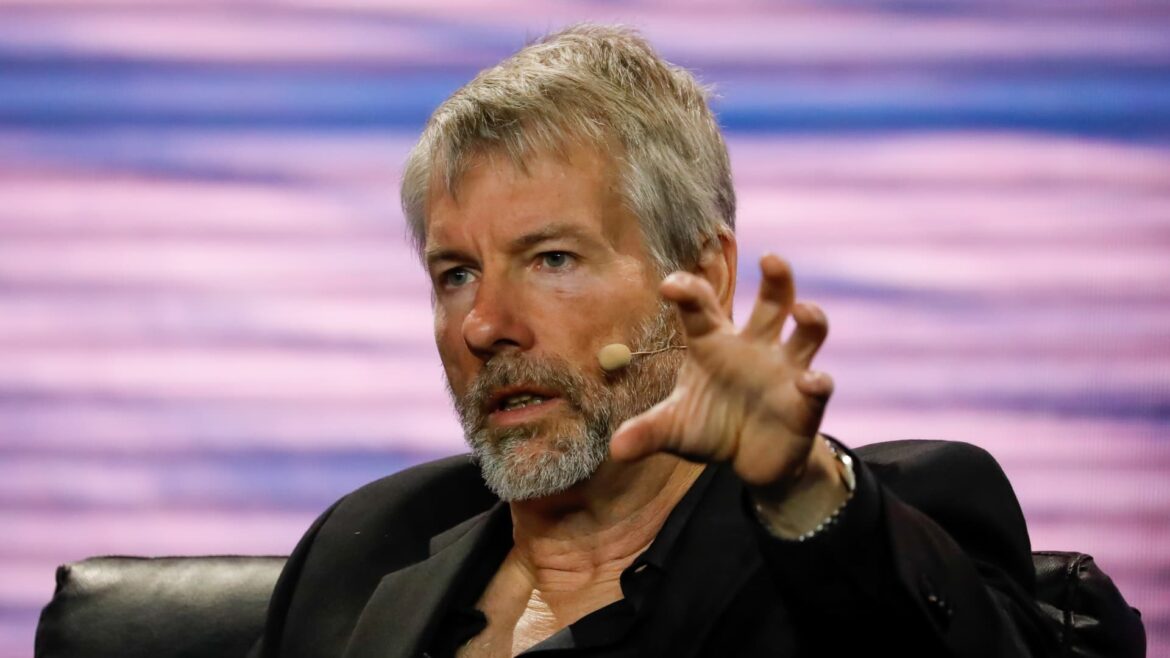 Bitcoin bull Michael Saylor nets $700 million on three-day crypto gain