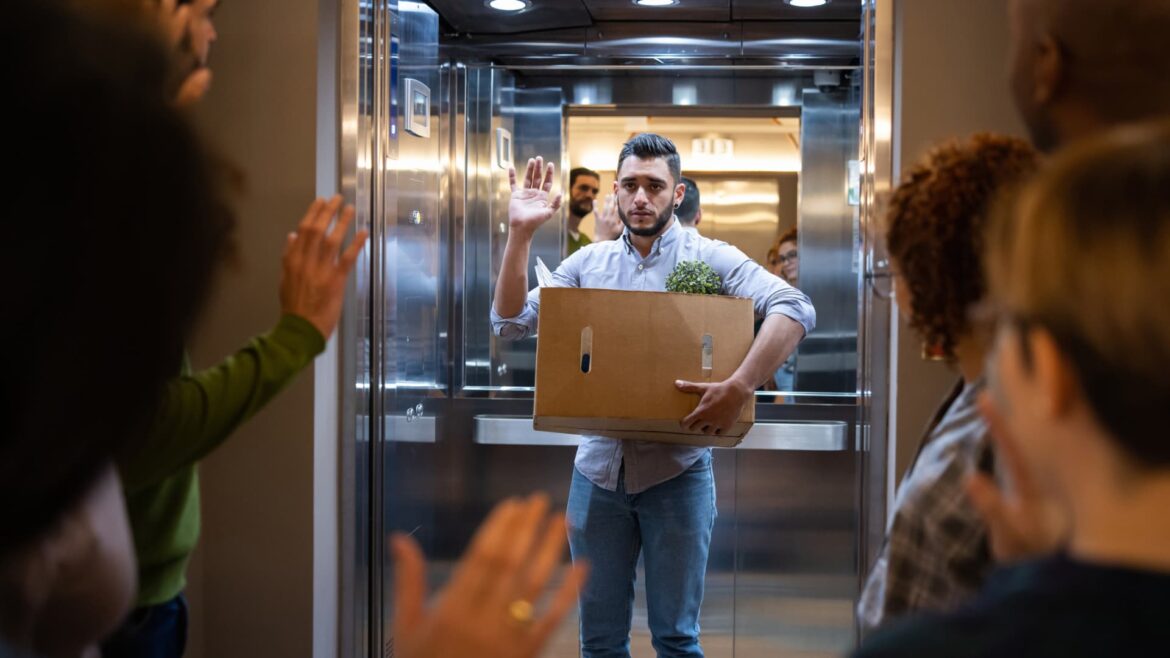 I’m an advisor who helps clients navigate layoffs. Here’s my advice