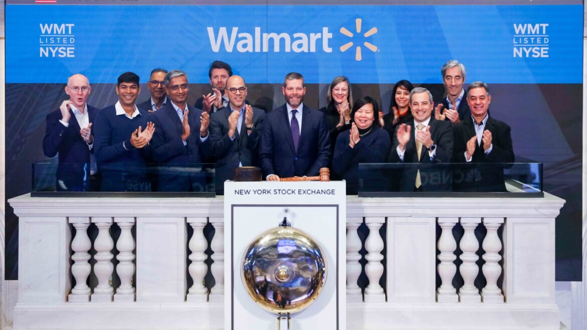 What Walmart’s new focus on employee stock means for American wealth