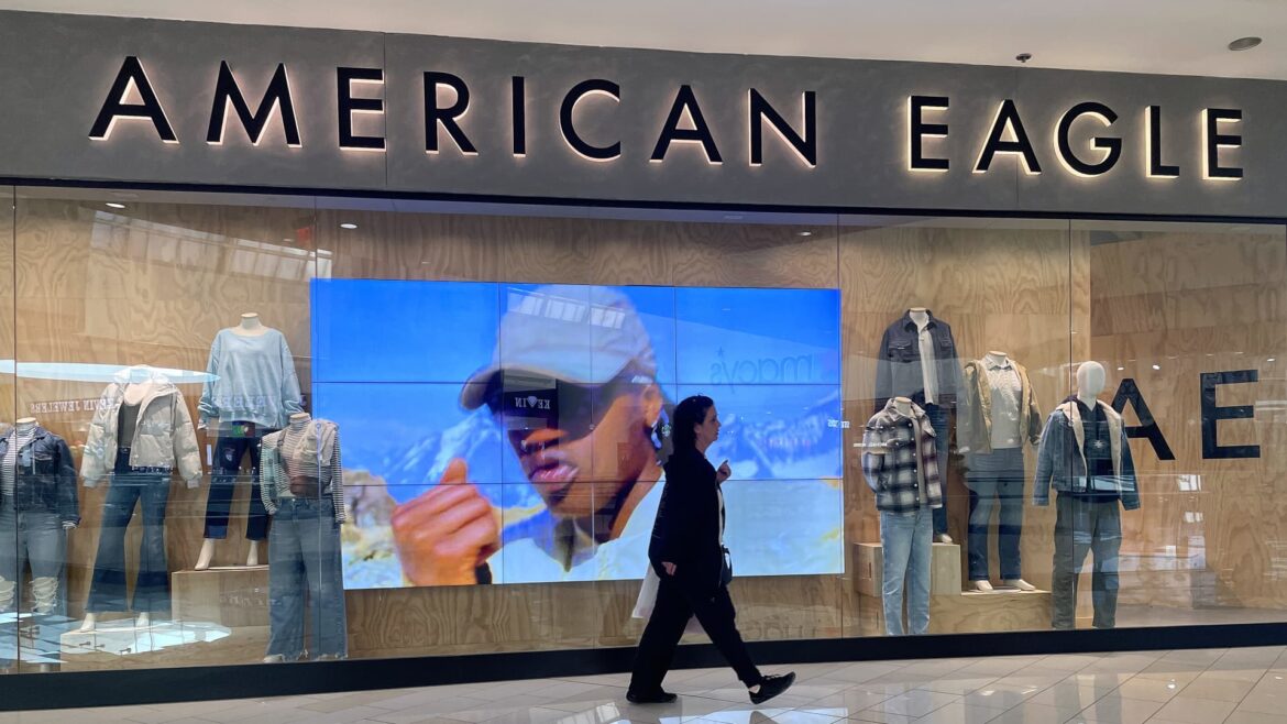 American Eagle (AEO) earnings Q4 2023