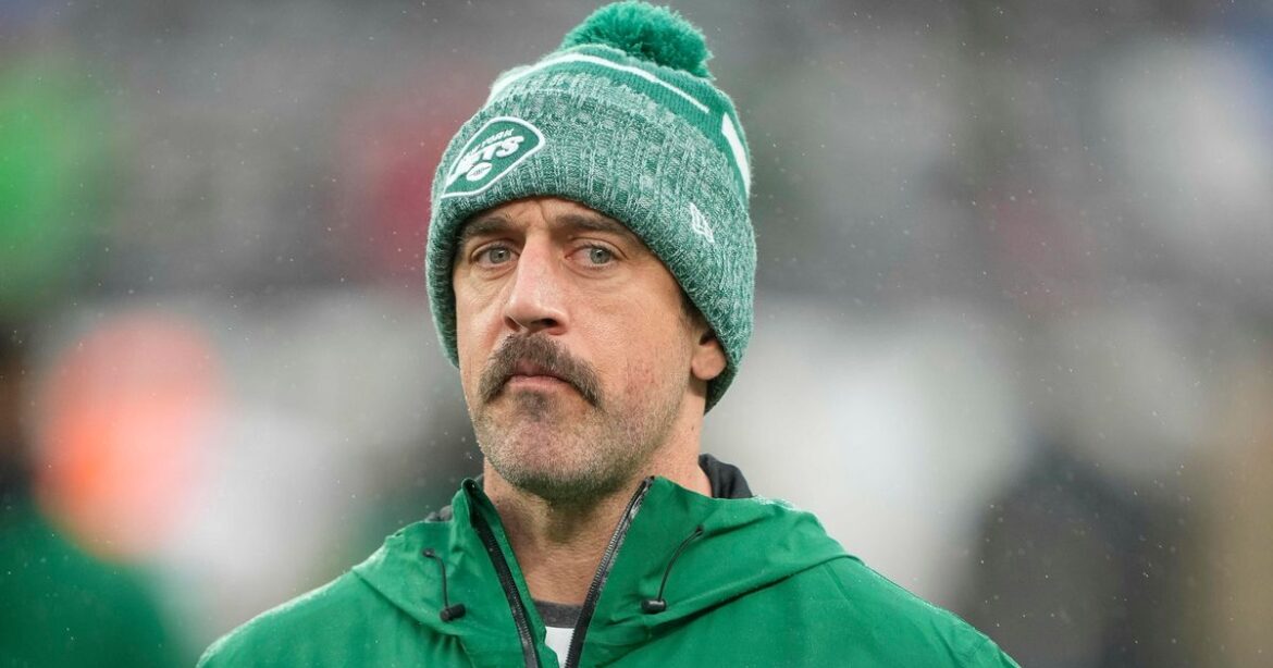 Could Aaron Rodgers Be RFK Jr.'s Running Mate And Play For Jets?