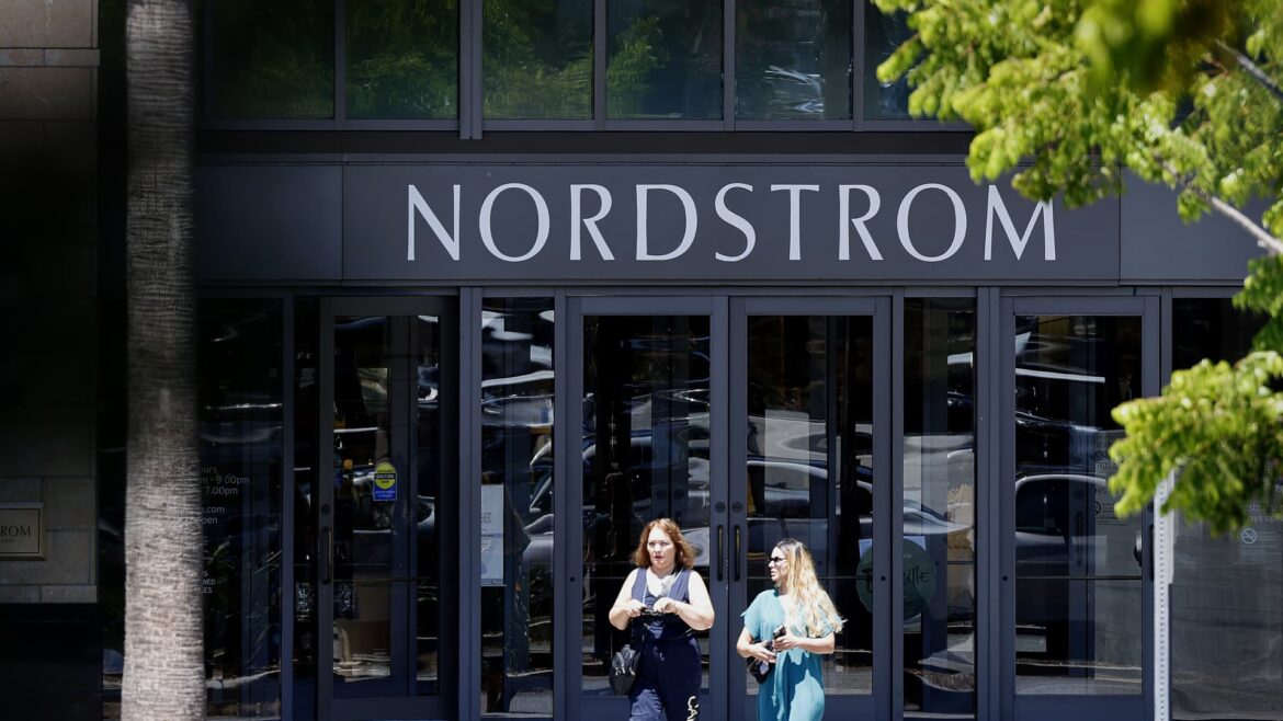 Nordstrom (JWN) earnings Q4 2023