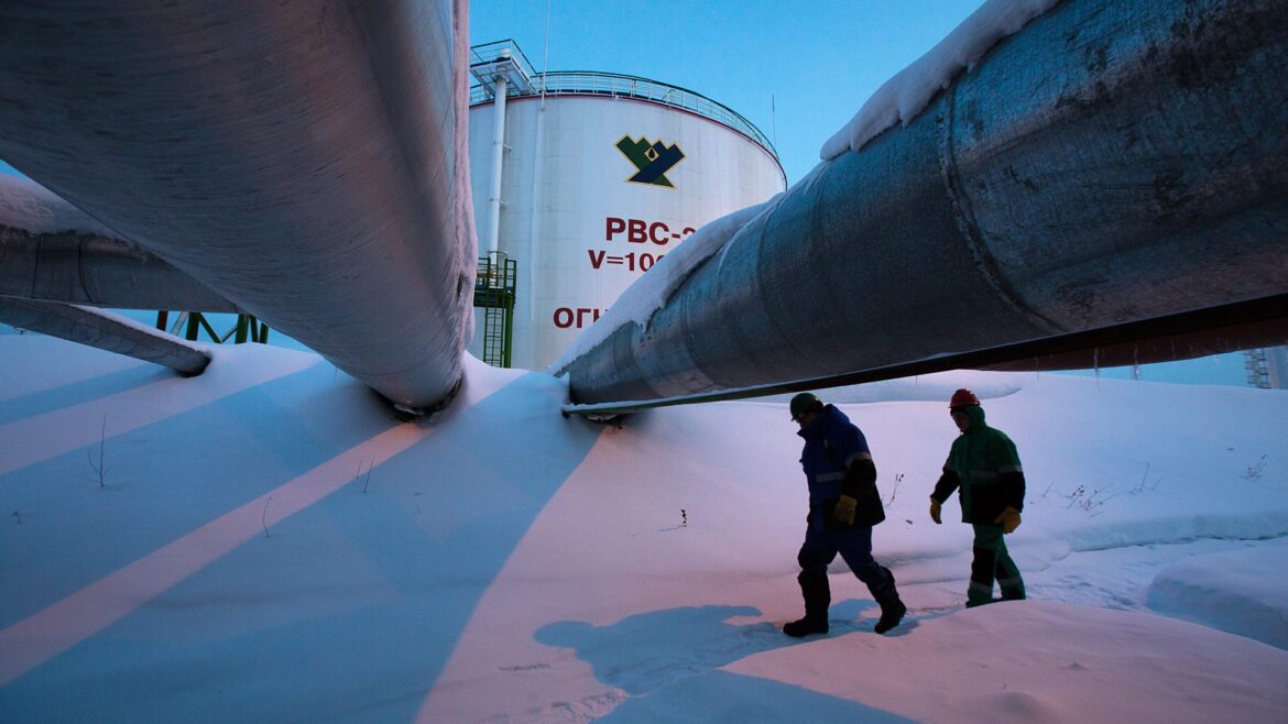 Oil could rise to $100 a barrel on Russia's actions