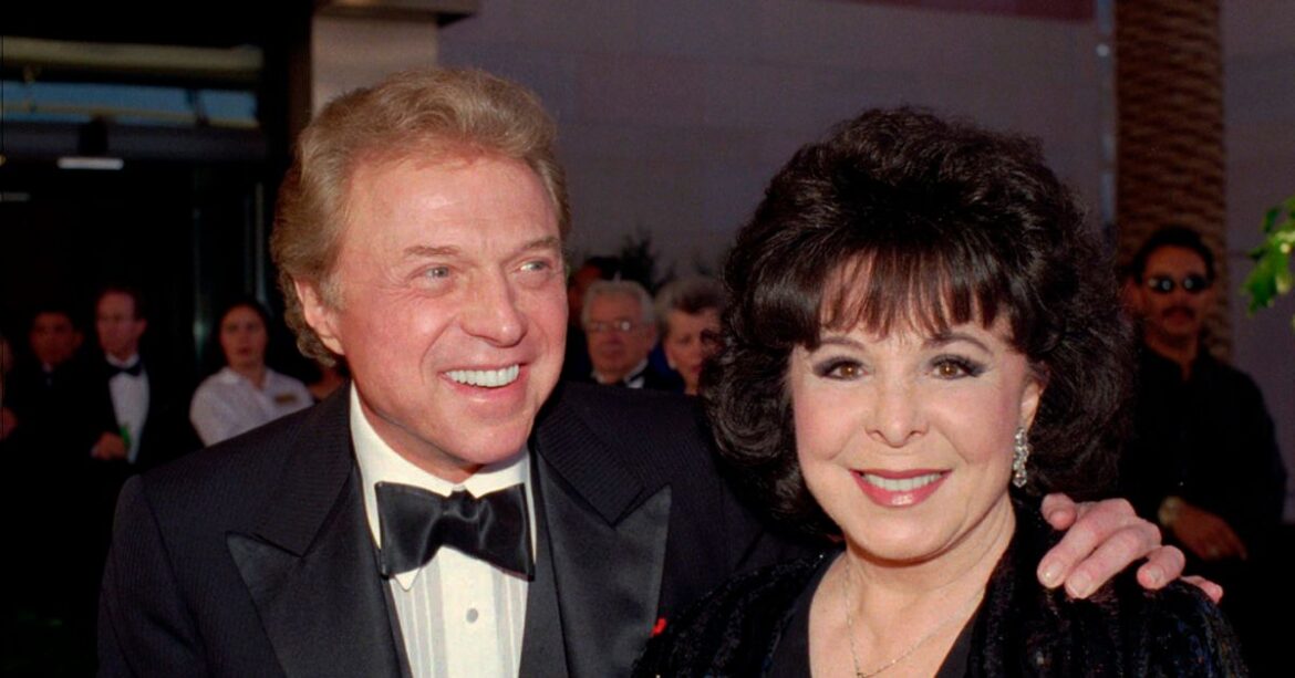 Singer Steve Lawrence Dies At 88