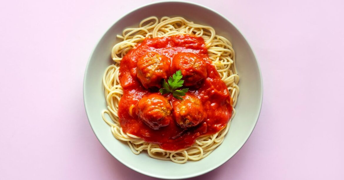 These 5 Types Of Food And Drinks Might Be Making You Constipated