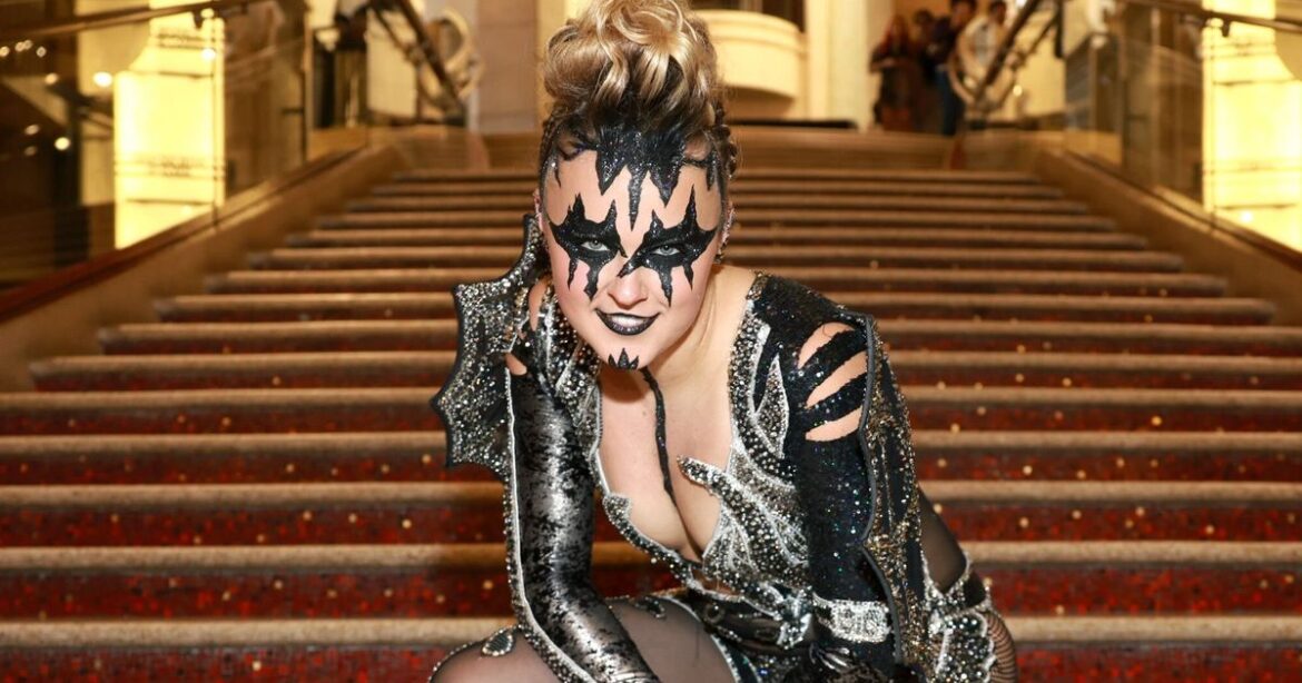 JoJo Siwa Sparks Outrage With Disrespectful Recent Interview