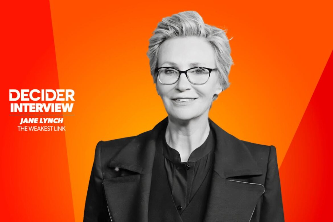 ‘The Weakest Link’ Host Jane Lynch Doesn’t Fault The Cast Of ‘Days Of Our Lives’ For Not Knowing That Walrus Teeth Are Called Tusks